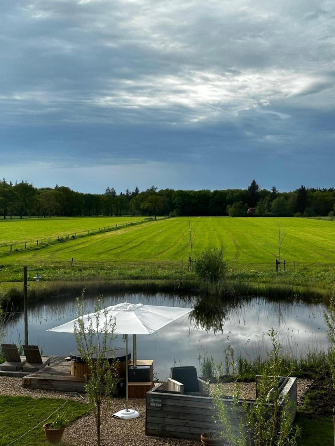Vakantiehuis Noflik Nijemirdum エクステリア 写真